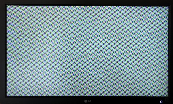 Weird garbled pattern on bootup