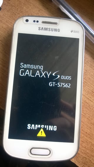exclamation symbol on boot